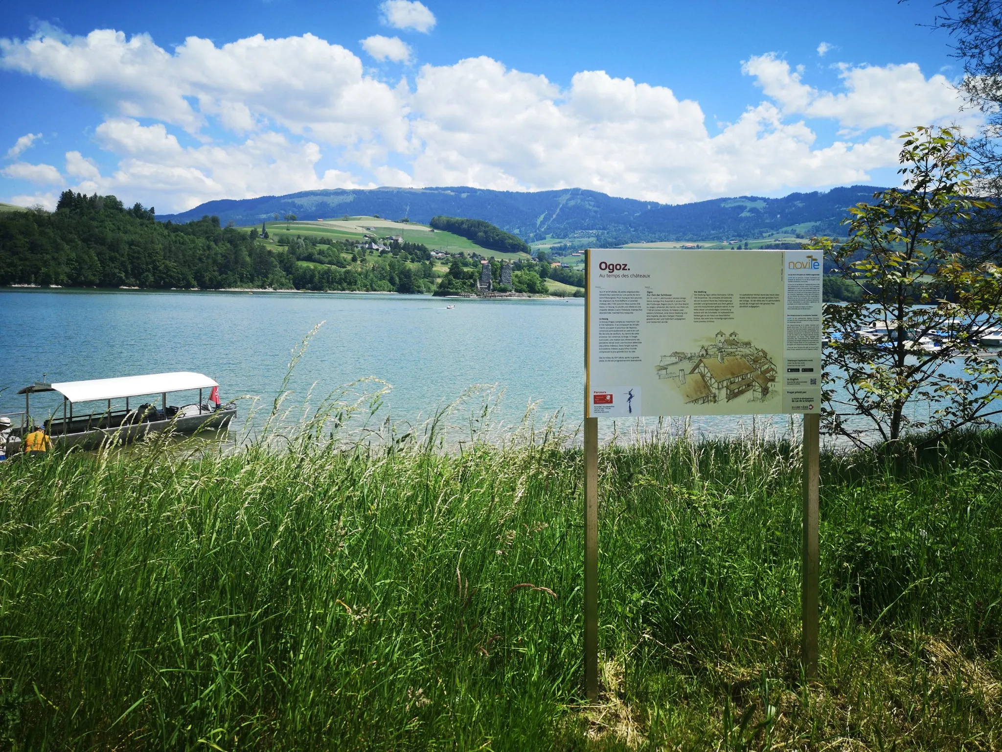 Images du sentier ludique et didactique Novilé et de son application avec contenus en réalité augmentée réalisés par entreprise fribourgeoise animation touristique DNA 05